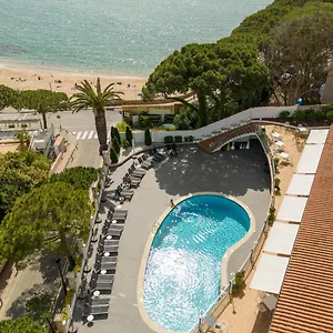 ilunion-caleta-park-sagaro.catalonia-hotels.com/