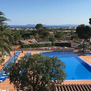 san-carlos-roses.catalonia-hotels.com/